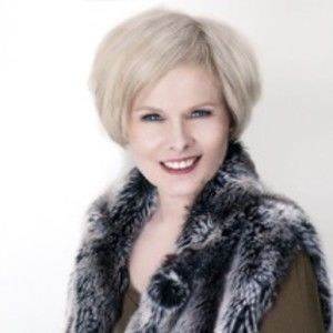 Meet your Posher, Christine